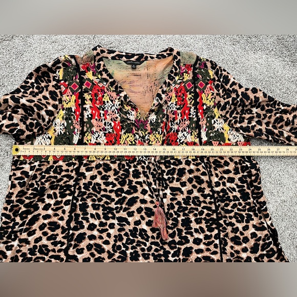 JOHN MARK Women Size XL Tunic Top Embroidered Mixed Print Tassel Artsy Boho - Picture 10 of 11